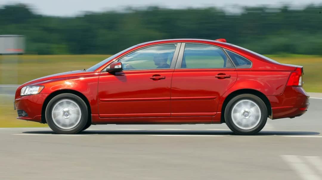 Volvo S40 II: Jaki silnik? Poznaj najlepsze i najgorsze opcje!