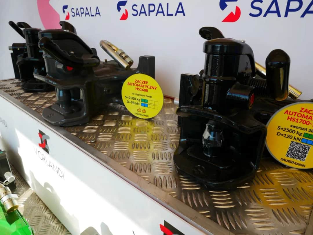 Zaczep do ciągnika: Dlaczego DIY to błąd? Wybierz legalne rozwiązanie.